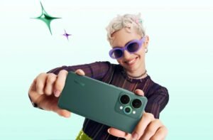 Realme 15 Pro Velvet Green Colour