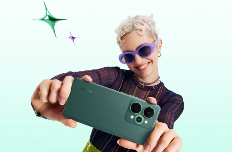 Realme 15 Pro Velvet Green Colour
